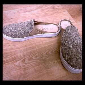Knit slip on flats.
